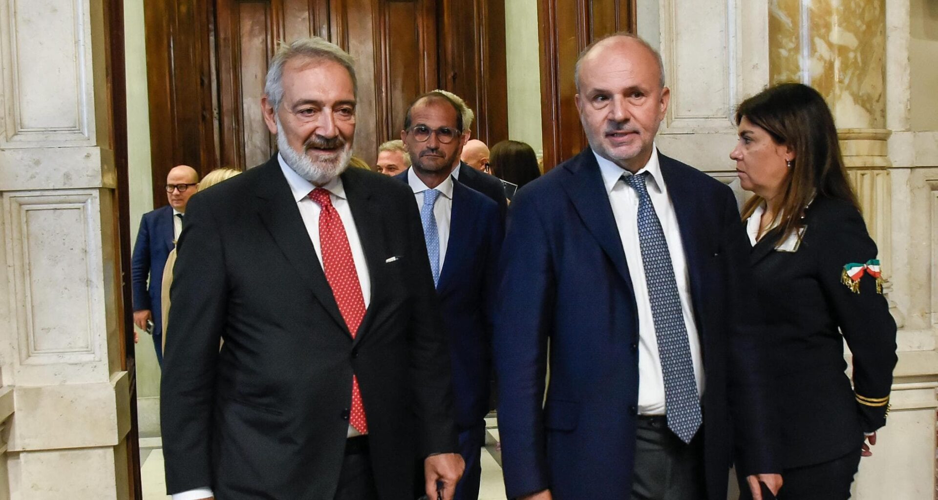 La scelta di Schillaci: basta con i No vax, sciolgo la commissione - la Repubblica