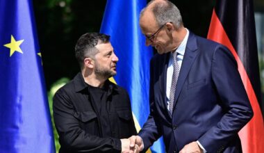 Ucraina, dal cessate il fuoco a un vertice a tre: i paletti degli europei per la trattativa - la Repubblica