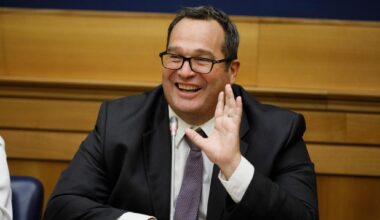Claudio Durigon: “Troveremo le risorse per bloccare i tre mesi. Tutti in pensione a 64 anni” - la Repubblica