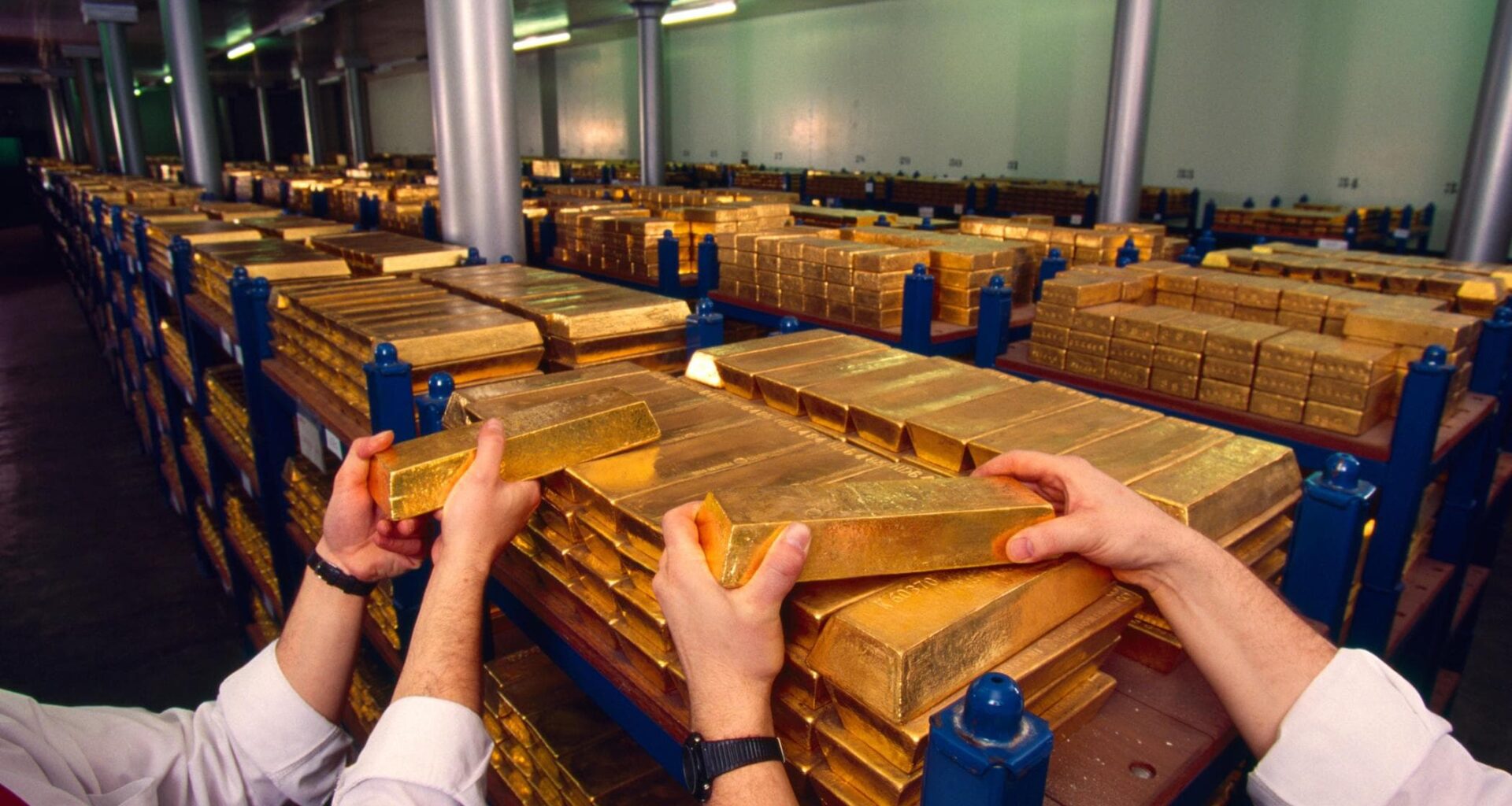 L’oro cerca nuove vie lontano da New York e la Svizzera lo ripudia - la Repubblica