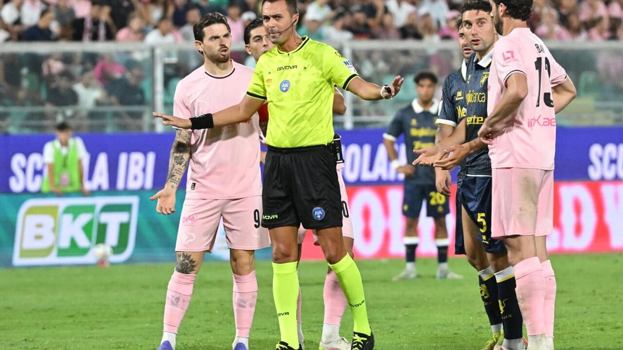 in tribuna il presidente Mattarella