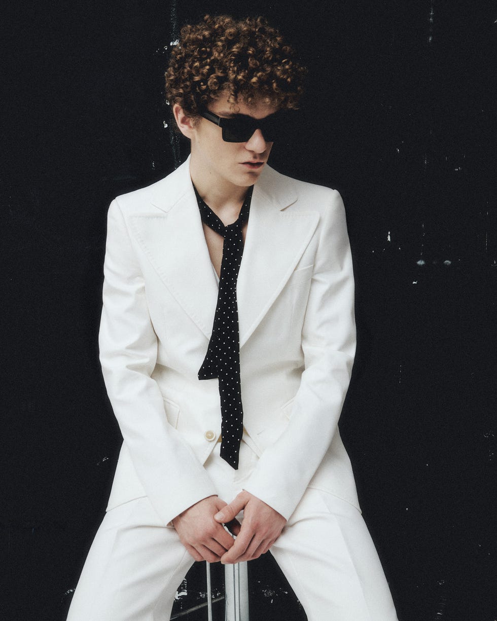 tommaso venturi, riccardo lardinelli e angelo randazzo look gucci, occhiali da sole ray ban