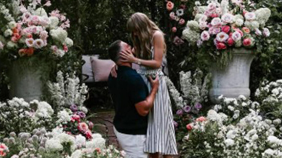 Taylor Swift e Travis Kelce sono ufficialmente fidanzati - LE FOTO - Notizie