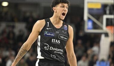 rimonta e batte la corazzata Virtus Bologna 87-79