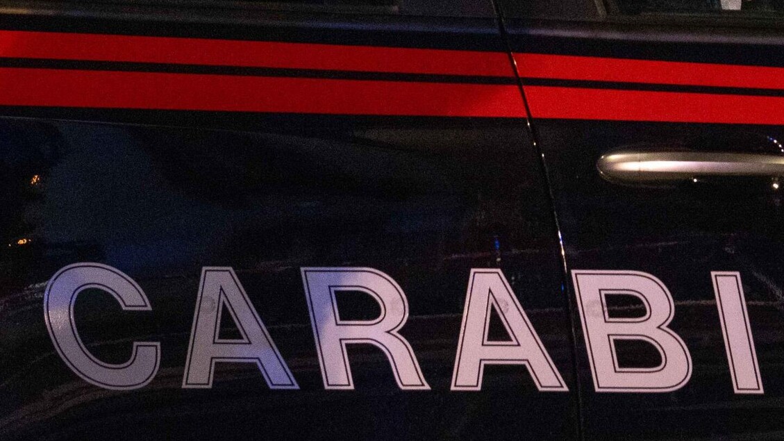 Giovane accoltella genitori e sorella 15enne nel Modenese - Ultima ora