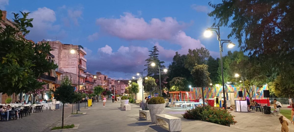 “Una violentissima pallonata in testa”, ecco quanto accaduto alla Villa qualche giorno fa – Valguarnera.com NOTIZIE