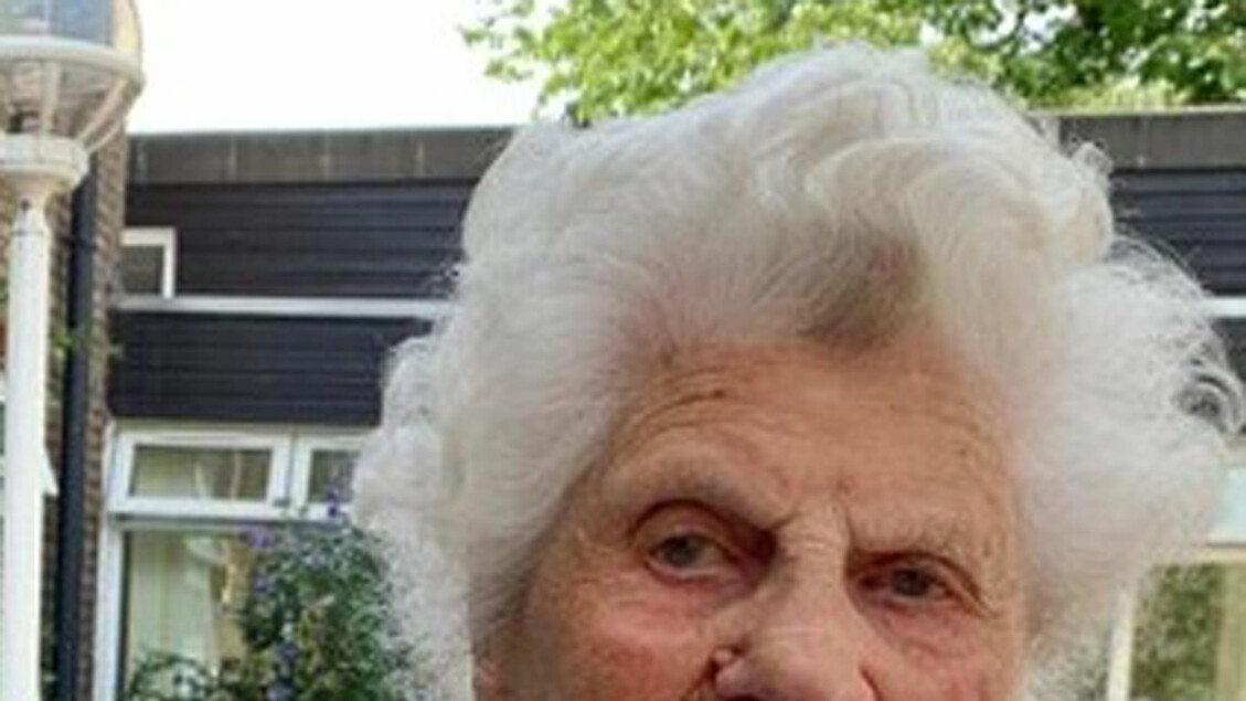 Compie 116 anni Ethel Caterham, la persona più anziana del mondo - Ultima ora