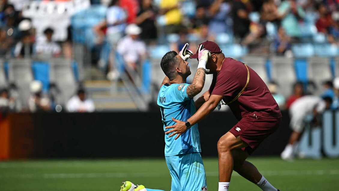 Il portiere Fabio 1390 volte tra i pali, suo il record di partite giocate - Notizie