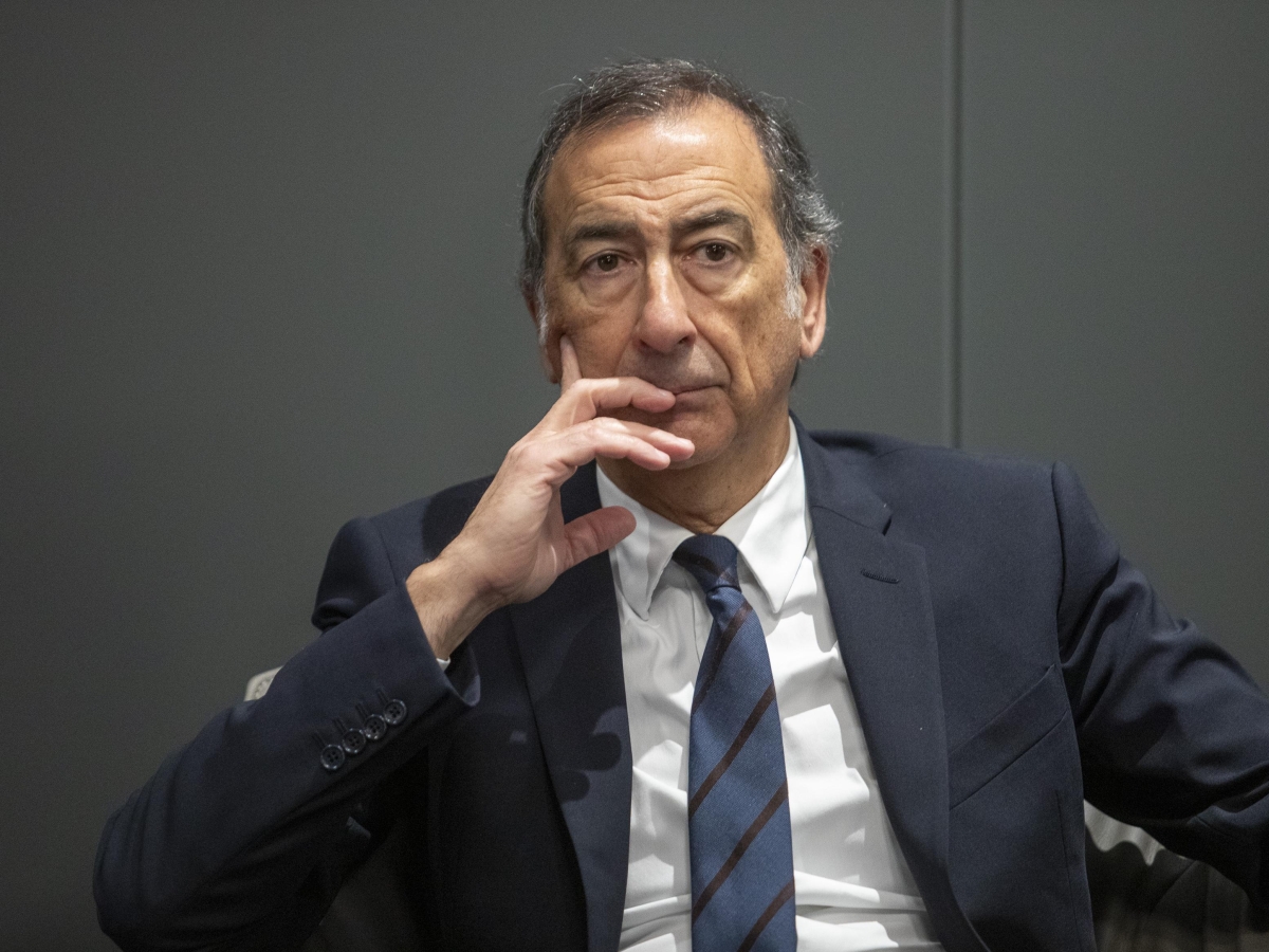 L'irritazione di Sala per il Leoncavallo, la telefonata all'alba del prefetto. Il sindaco: «Non sapevo nulla dello sgombero, c'è un valore storico». Ora si accelera sulla nuova sede