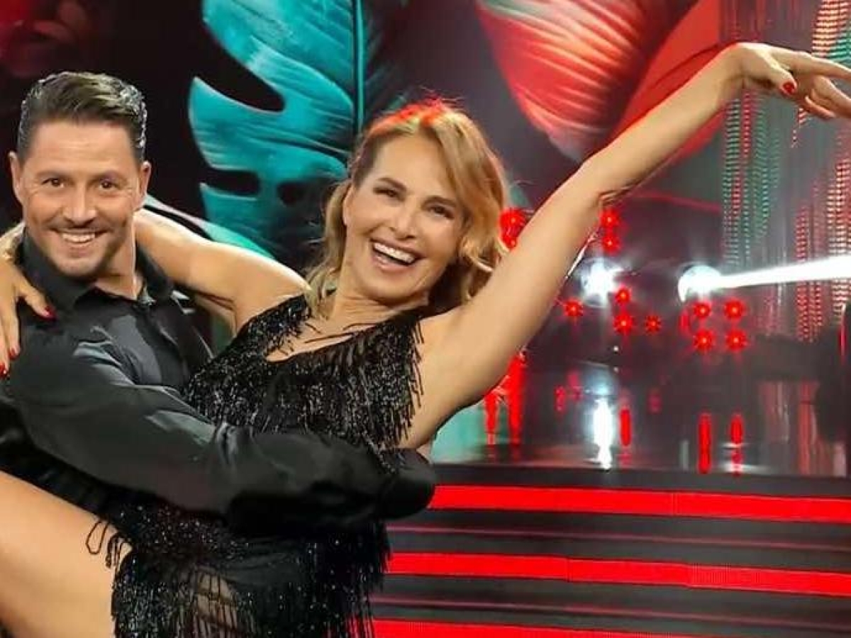 Barbara d'Urso ritorna in tv. Ma come concorrente di "Ballando con le stelle". E qualcuno insinua: «Sgarbo a Mediaset?»