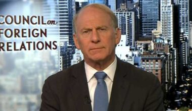 Il diplomatico Haass: «Ricadute drammatiche se Trump accetterà concessioni territoriali alla Russia. Cambiare è una cosa, distruggere un’altra»