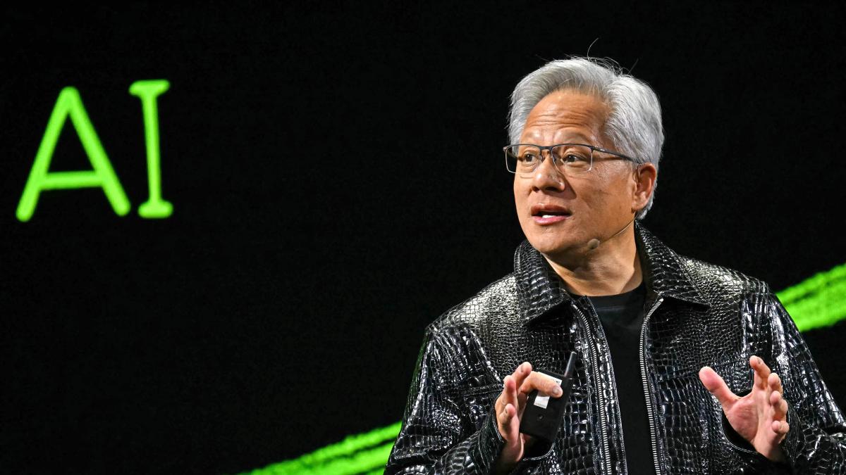 Jensen Huang, da lavapiatti alla società che vale di più al mondo (fondata con 600 dollari): chi è il capo di Nvidia