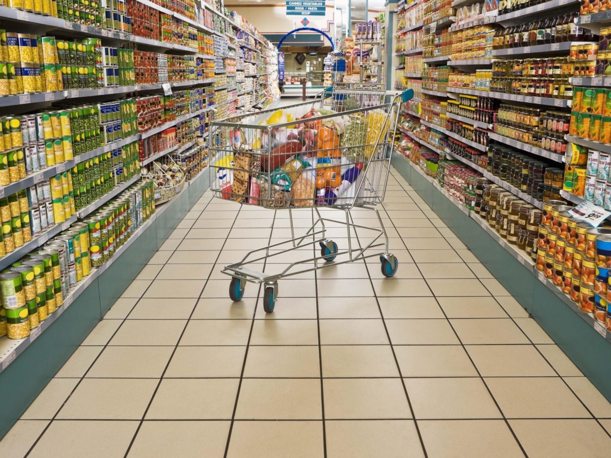 Supermercati aperti a Ferragosto: da Esselunga a Lidl ed Eurospin, l’elenco e gli orari