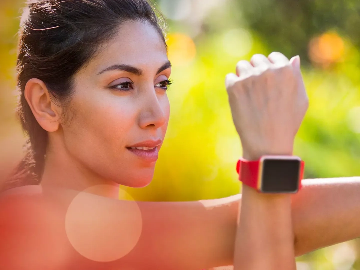 Smartwatch, mercato da 150 miliardi: boom di quelli che segnalano il battito cardiaco. I risultati di tre prove sul campo