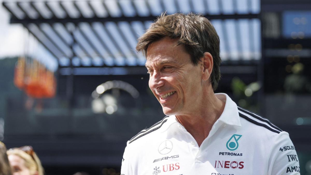 Toto Wolff: "Io, la Ferrari, la Mercedes, Vasseur, Antonelli e..."