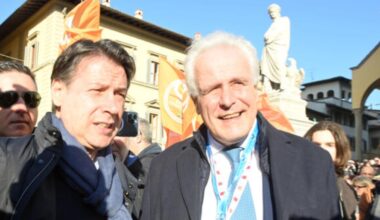 Toscana, il voto M5S sull'appoggio a Giani: vince la linea dell'alleanza con il Pd