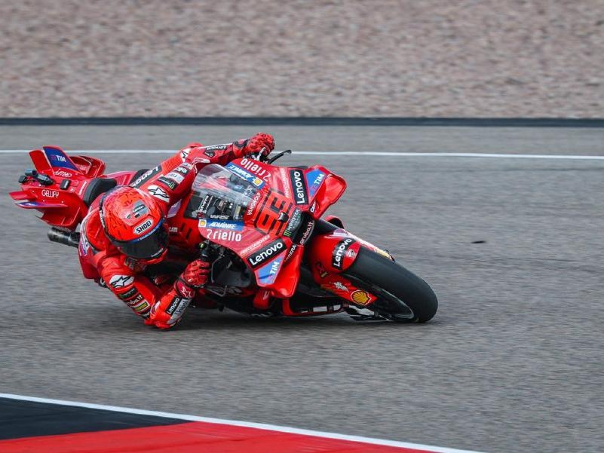MotoGp in Austria, la gara in diretta: Marc Marquez resta favorito, ma è Bezzecchi a partire dalla pole