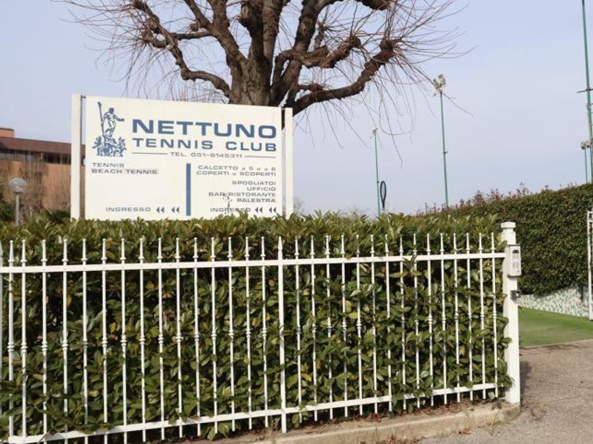 Bologna, la gestione del Tennis club Nettuno finisce in Procura: «Falsi i requisiti dei gestori, indagata Simona Volta»