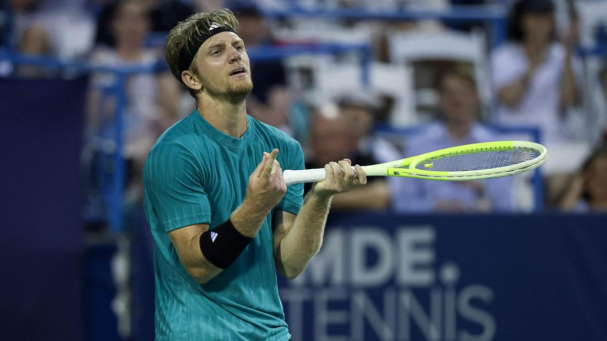 Davidovich Fokina contro l'Atp: "Inaccettabile giocare alle 11"