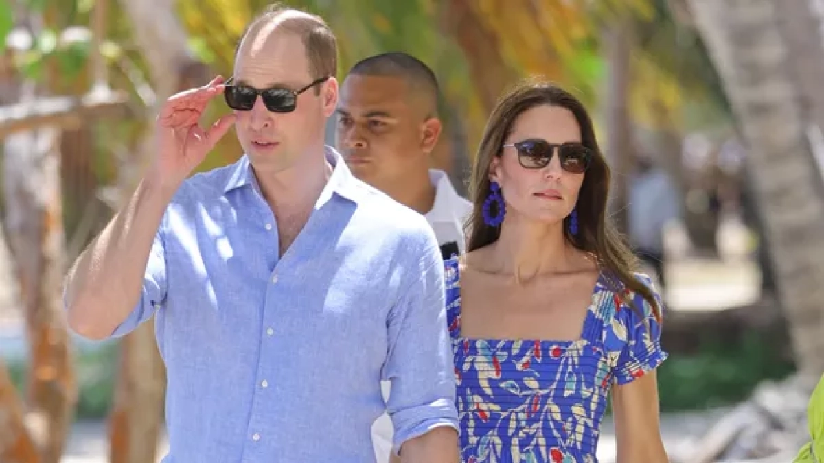 William e Kate finiti nella polemica per le vacanze in Grecia. Super yacht e hotel di lusso?