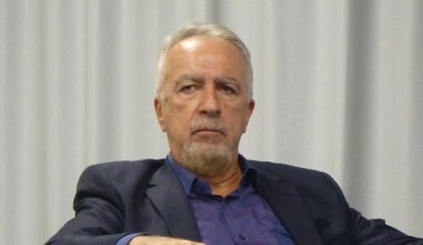 Parla l’ex dirigente Kgb: «La paura dell’Apocalisse: il leader Usa e lo zar usano la stessa strategia»