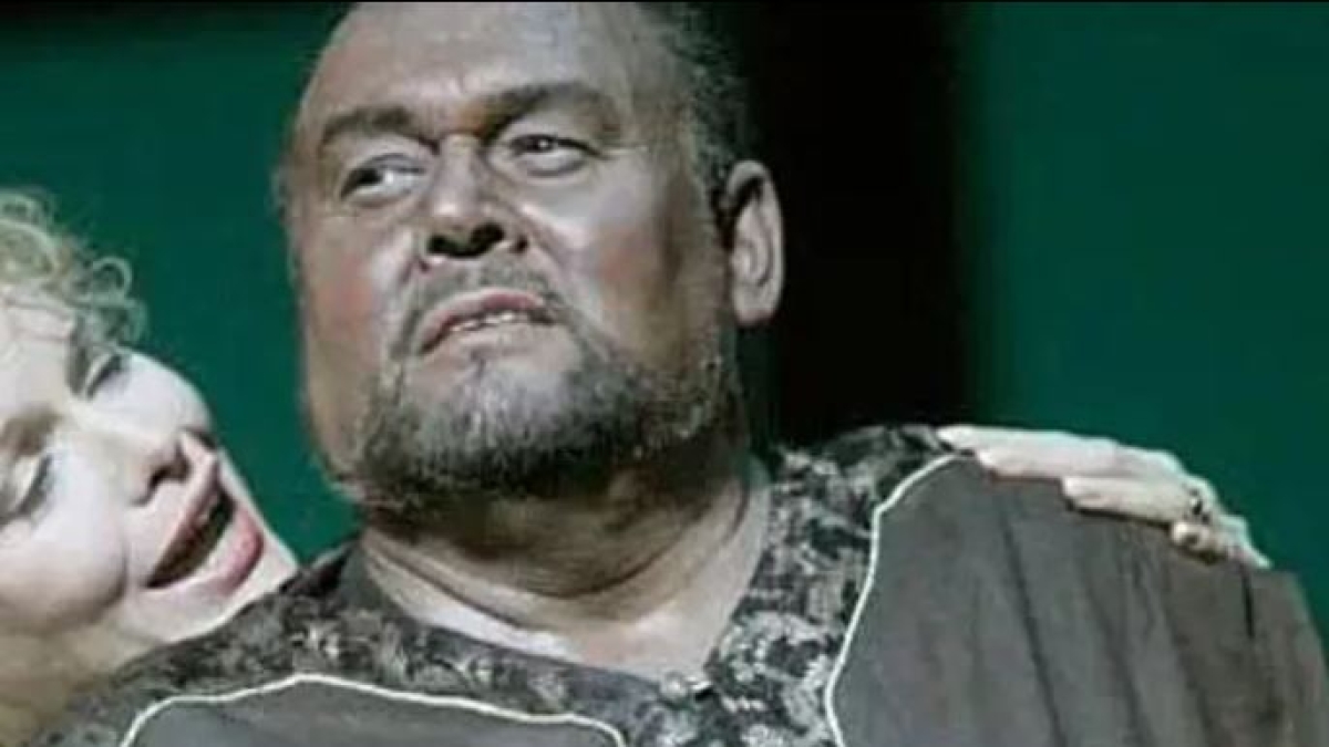 Addio al tenore sfortunato David Rendall, noto per la voce e i tanti incidenti in scena