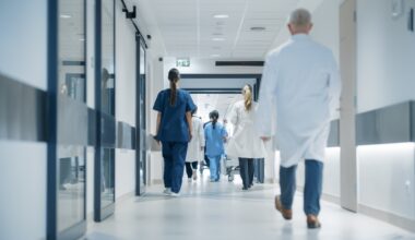 Emergenze psichiatriche in età evolutiva: che cosa serve in Italia per aiutare bambini e ragazzi