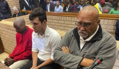 Sudafrica, rinviato il processo a tre uomini accusati di avere ucciso due donne (date in pasto ai maiali)