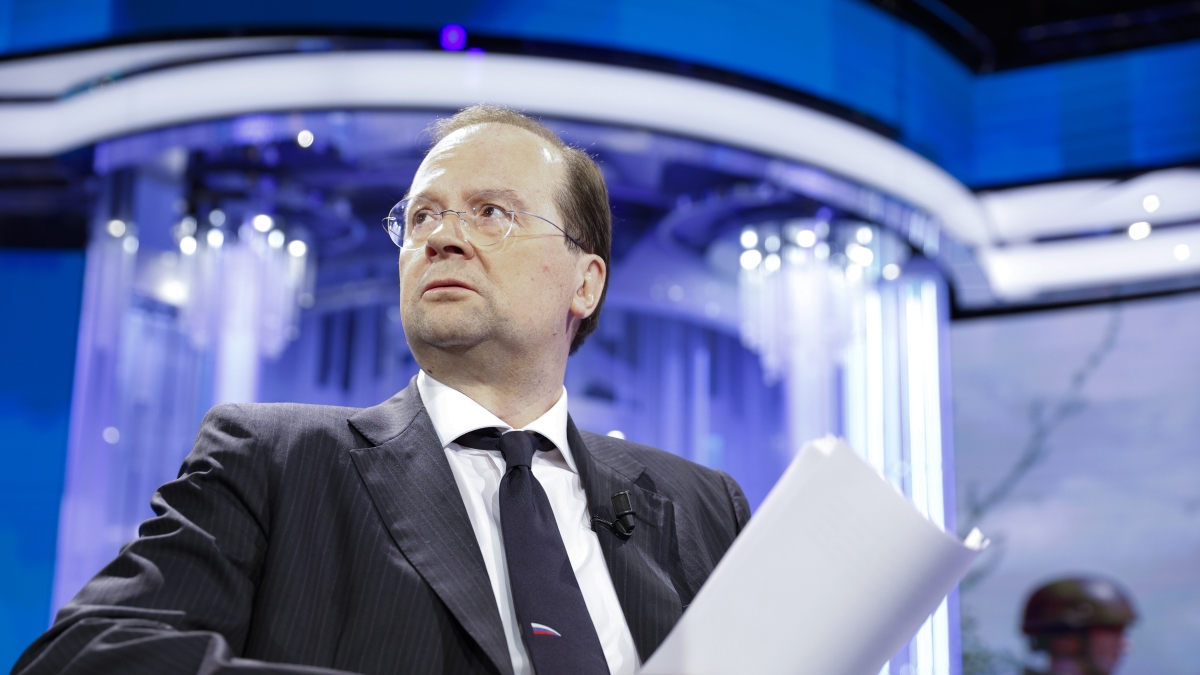 Il caso dell'ambasciatore russo Alexey Paramonov: «Non possiamo fidarci dell'Italia». E nell'intervista cita Pertini