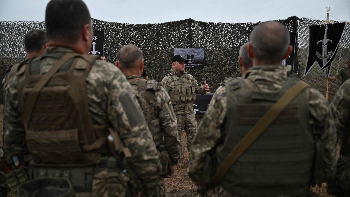 Il Donbass, la linea del fronte e la Crimea: quali sono i nodi di un possibile accordo tra Mosca e Kiev