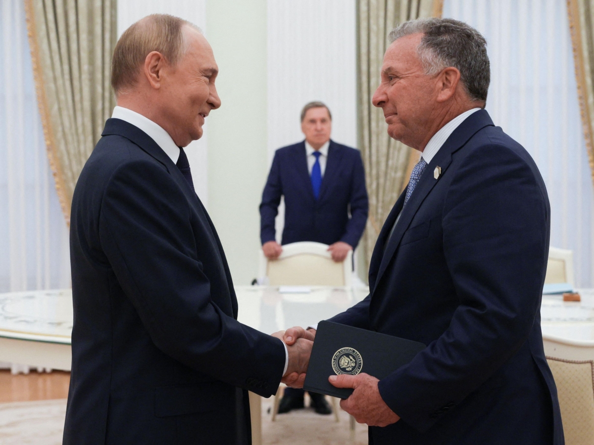 Ucraina - Russia, le notizie di oggi in diretta | Putin riceve Witkoff: missione per la tregua. Ft: «Trump valuta sanzioni alla "flotta ombra" di petroliere russe»