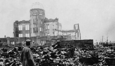 Oriente Occidente di Rampini | Il summit Trump-Putin e il revisionismo storico su Hiroshima