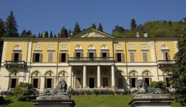 Villa Faraggiana a Meina sul Lago Maggiore venduta a un misterioso compratore: l'hanno sognata Berlusconi, Abramovich e George Clooney