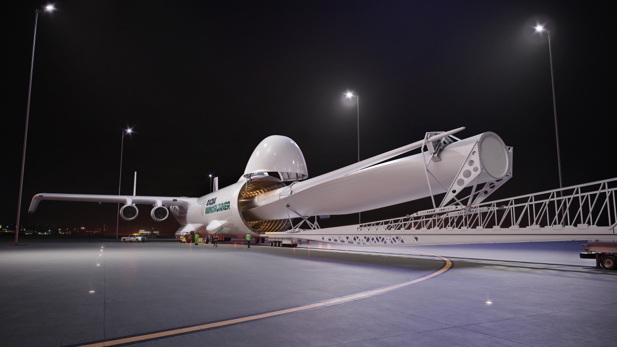 Nascerà in Italia l’aereo più grande del mondo. «WindRunner, un super cargo per le pale eoliche»