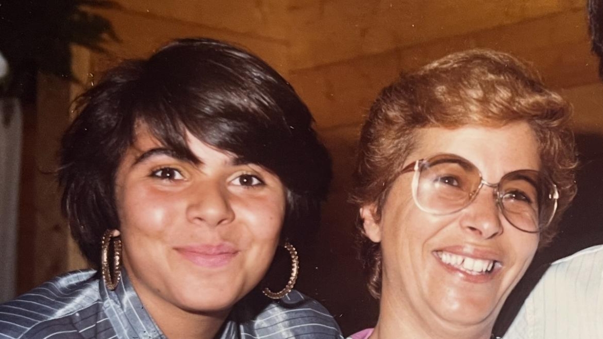 La madre di Michela Murgia: «Quella sua famiglia queer non l’ho capita e glielo dicevo. Con il padre passò l’inferno: non la voleva intelligente»