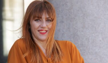 Gabriella Greison: «Gli eroi nascono dall’inferno, come la mia famiglia. Simpatizzo con chi ha 4 in condotta perché so che ha del potenziale. Cosa dico ai ragazzi? Studiate e osate»
