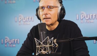 Bonolis diventa il Grande Puffo: «Essere saggi come lui significa rispettare gli altri. Il gossip sulla mia ex Bruganelli? Rimango indifferente»