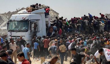 Israele-Hamas, la guerra a Gaza in diretta | Al-Jazeera, morti cinque membri dello staff in un «attacco israeliano mirato»