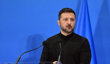 Zelensky invitato in extremis al vertice Trump-Putin? Gli appelli degli alleati e le ambiguità degli Stati Uniti