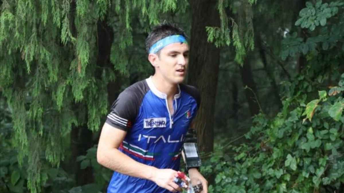Mattia Debertolis grave dopo la gara con 43 gradi, la famiglia volata in Cina. Cos'è successo: il caldo, il malore e i soccorsi