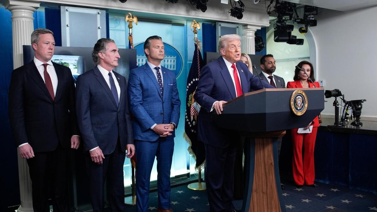 Trump dichiara lo stato d'emergenza e schiera la Guardia Nazionale a Washington: «È tempo di ristabilire la legge e l'ordine»