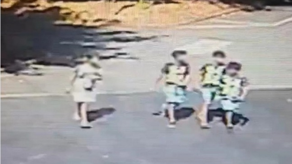 I quattro bambini sull'auto pirata a Milano incastrati dalle maglie dei Pokemon. «Avevano rubato loro la macchina che ha ucciso Cecilia De Astis»