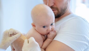 Virus respiratorio sinciziale, vaccinazione gratuita per i neonati: ecco perché è importante farla al momento giusto