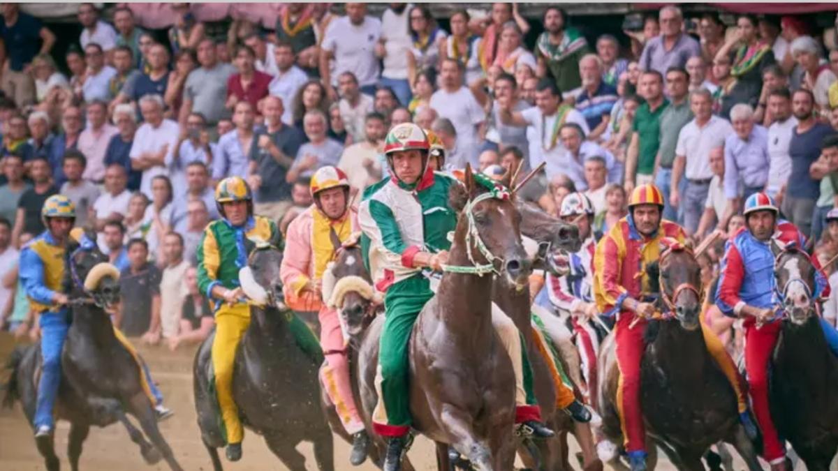 Palio di Siena 16 agosto 2025, le accoppiate di fantini e cavalli: la sorte bacia Leocorno, Civetta e Valdimontone. Tittia prova il bis con Diodoro
