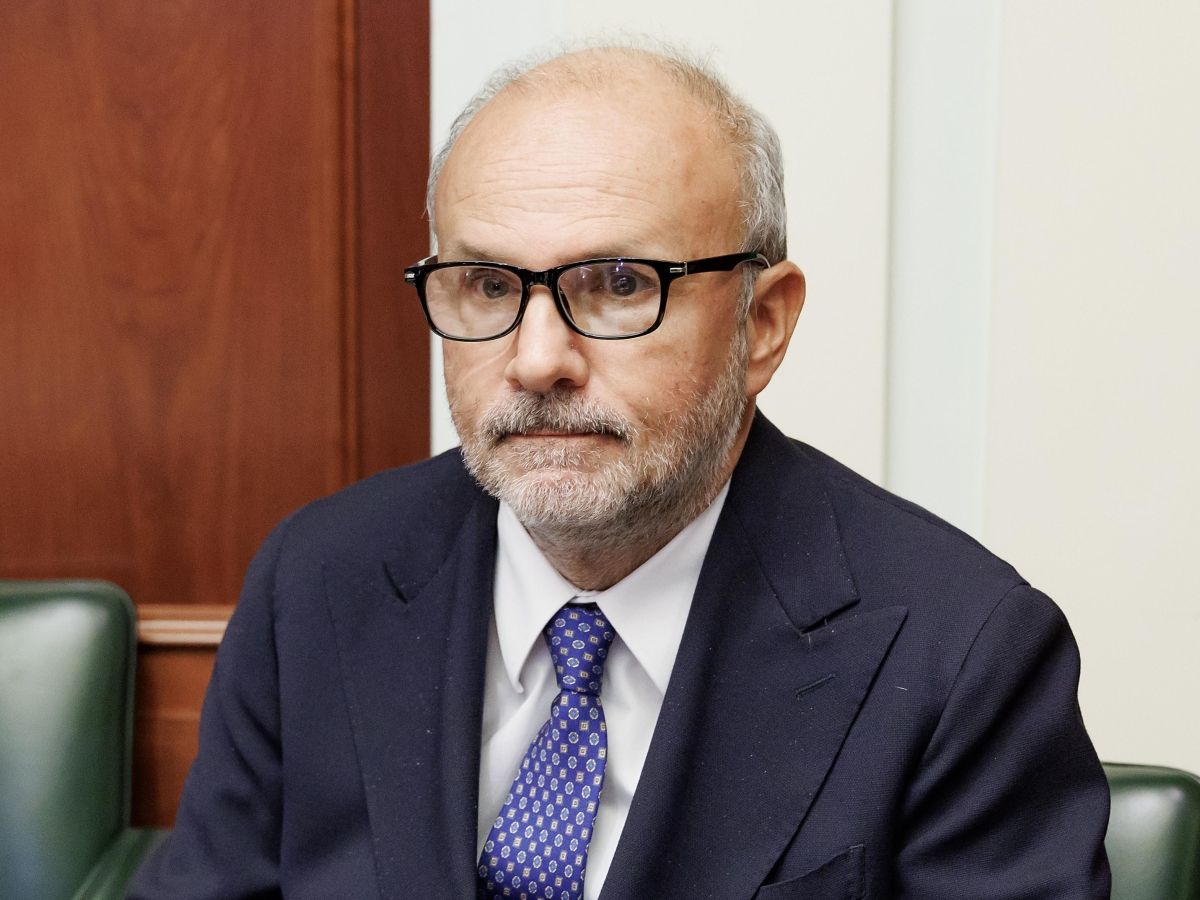 Medici no vax, pressing per le dimissioni. Schillaci pronto ad azzerare la commissione sui vaccini