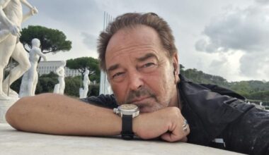 Sebastiano Somma si racconta: «Arrivai qui col carro attrezzi dopo un incidente, Mastroianni mi spiegò tutto. E svoltai con i fotoromanzi»