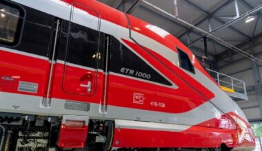 Frecciarossa 1000, arriva la nuova generazione degli Etr: interni nuovi e più tecnologia a bordo