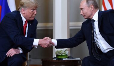 Ucraina-Russia, le notizie in diretta | Atteso l'incontro Trump-Putin in Alaska. Allerta in tante regioni ucraine, pericolo raid russi