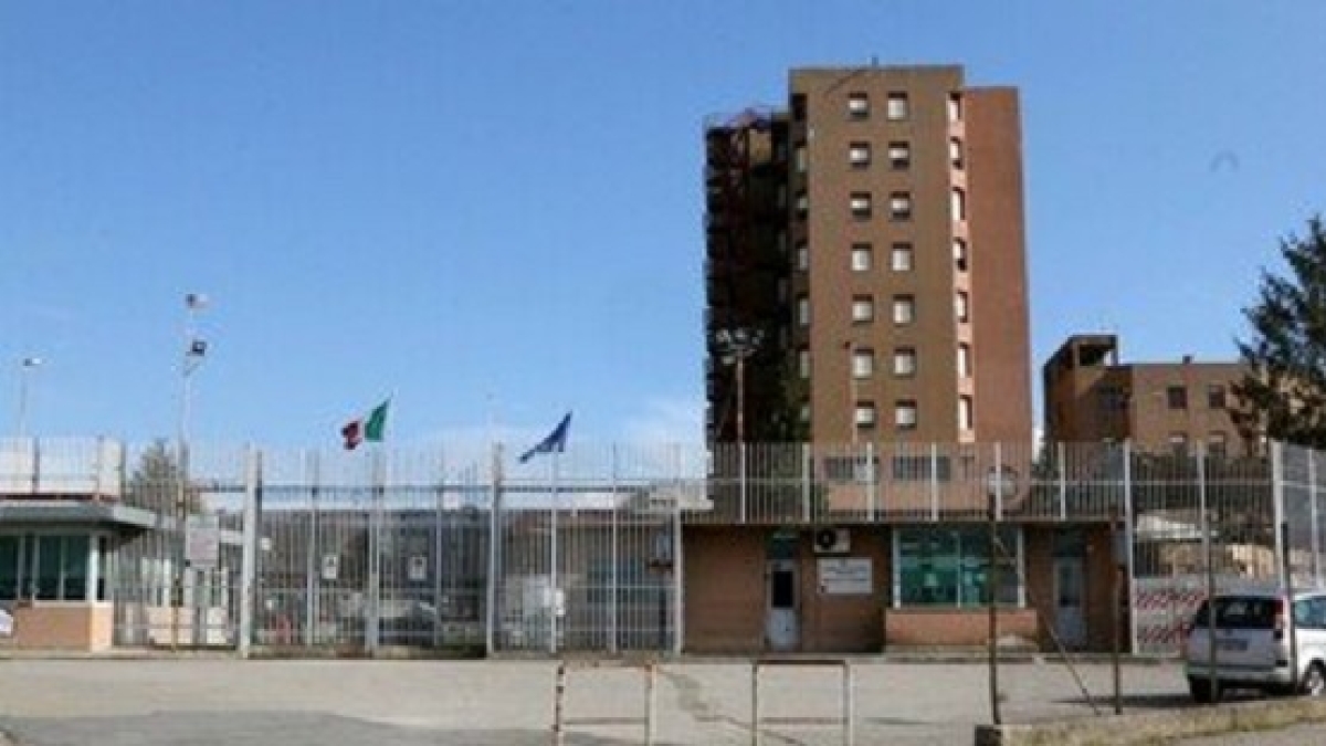 Benevento, non era mai stato in carcere: si toglie la vita a Ferragosto dopo quattro giorni di detenzione