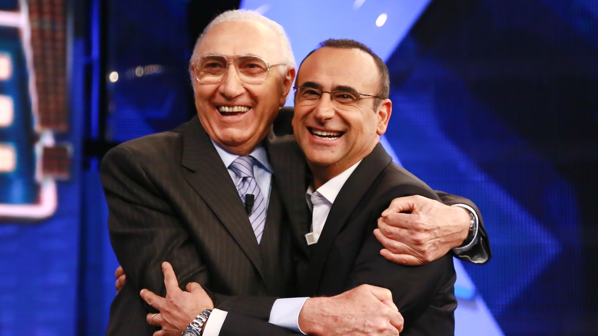 Carlo Conti: «Al nostro primo incontro Pippo Baudo rimase in mutande. Ho capito che non stava bene quando non mi ha risposto agli auguri»
